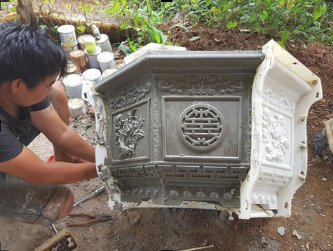 Khuôn chậu bát giác 75 có lòng trong ( hoa mẫu đơn +chữ thọ)