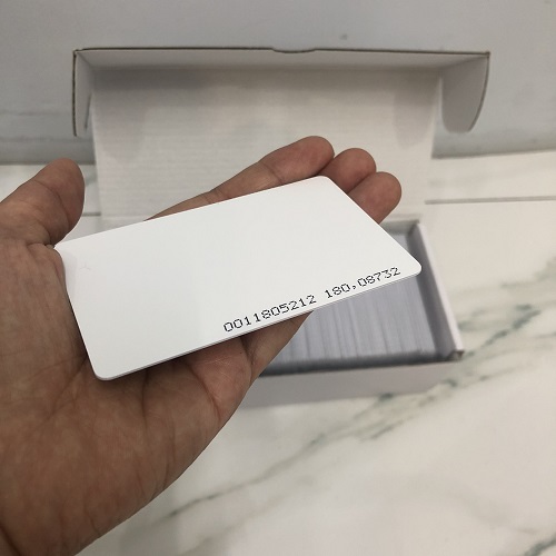 Thẻ Từ Chấm Công Nhựa