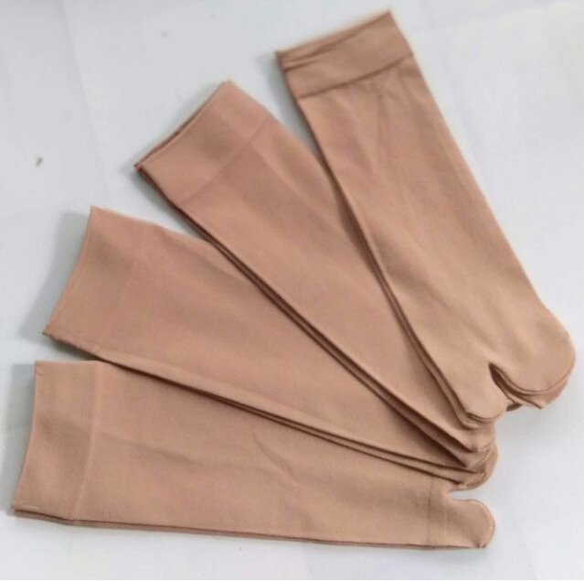 Combo 2 đôi vớ nữ màu da mịn xỏ ngón