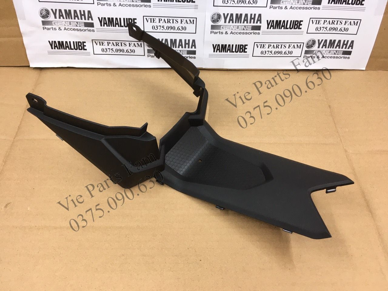 Ốp bình xăng / tấm nối sườn Exciter 150, Chính hiệu Yamaha Motor VN