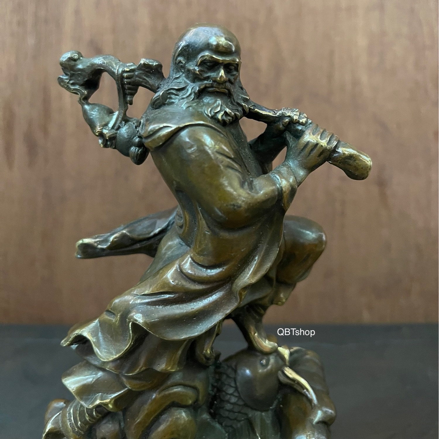 Đạt ma tổ sư bằng đồng phong thuỷ