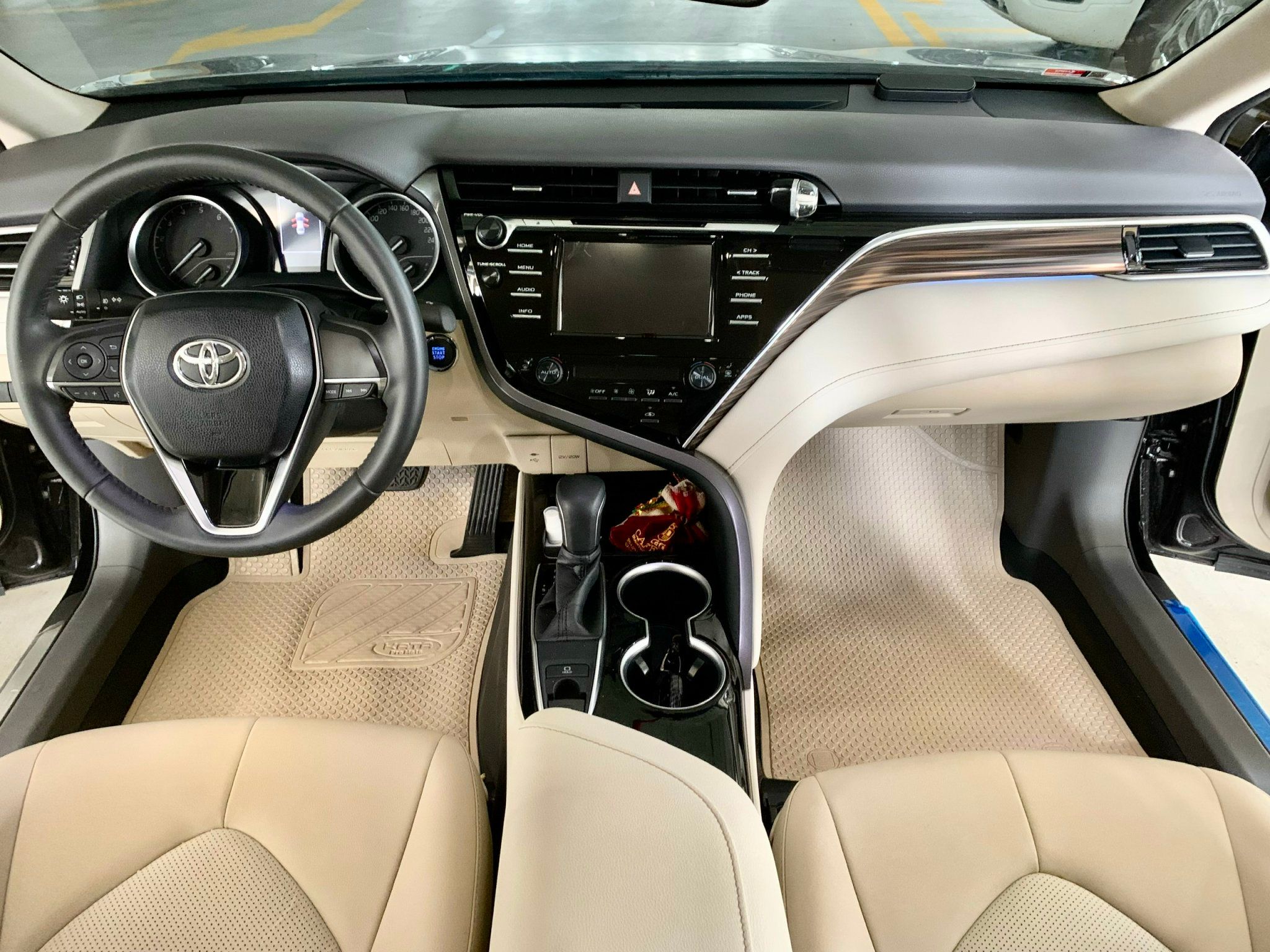 Car floor mat for Camry Prro