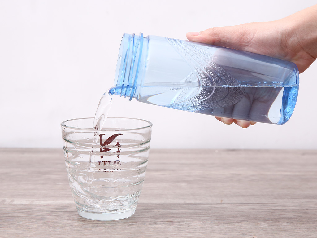 Bình Nước Duy Tân 1000ml An Toàn, Bình Đựng Nước Uống Hằng Ngày , Bình NƯớc Tủ Lạnh, BÌnh Trà Sữa