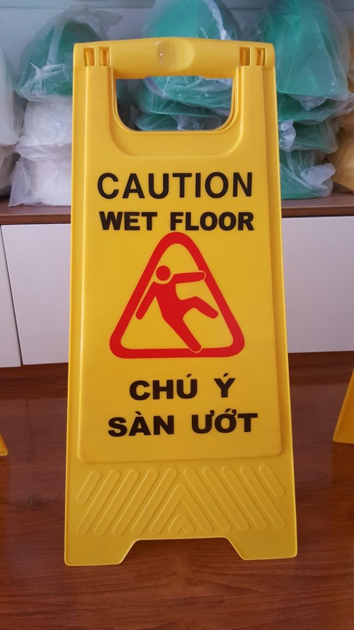 Biển cảnh báo chữ A - Nhiều mẫu lựa chọn