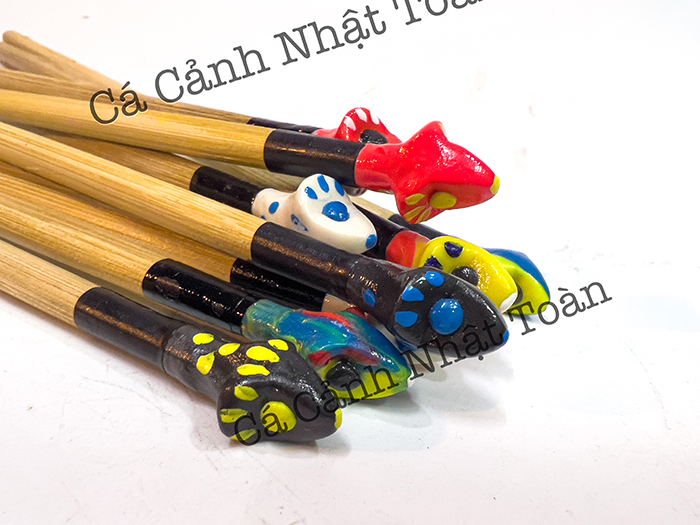 CÂY KÈ CÁ BETTA DÀI 20CM (MÀU NGẪU NHIÊN)