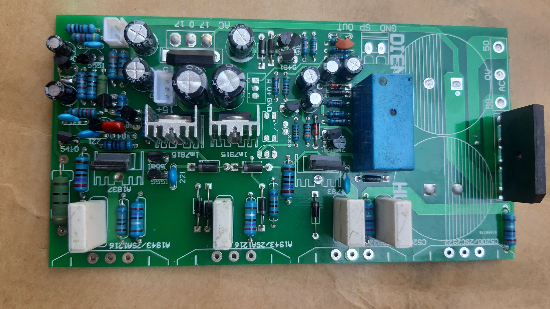 MẠCH  CÔNG SUẤT 4 SÒ LIỀN NGUỒN