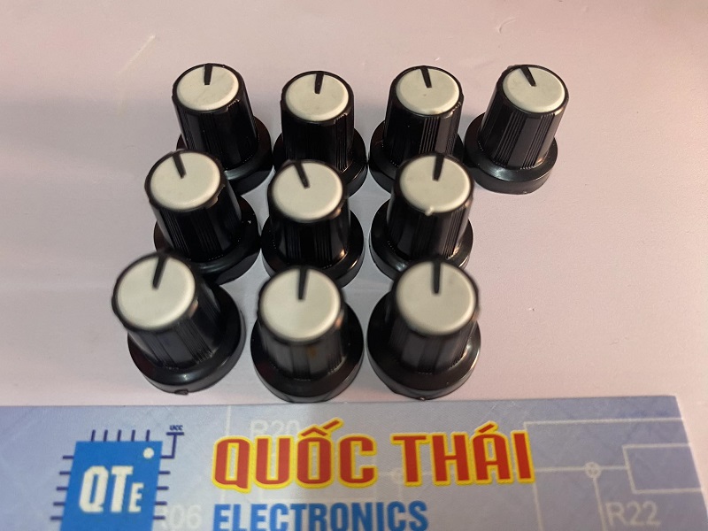 Combo 10 núm volume màu trắng chặt góc