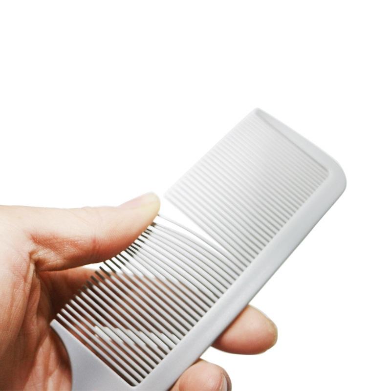 Curved Comb for Super Fast Men's Haircuts