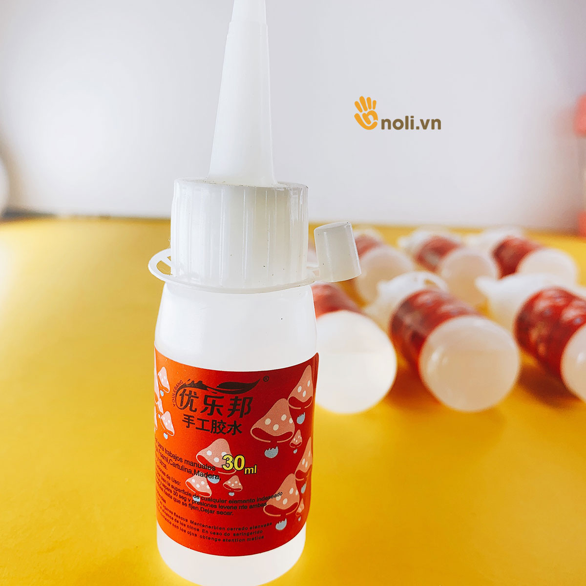 Keo dán vải 30ml tiện lợi