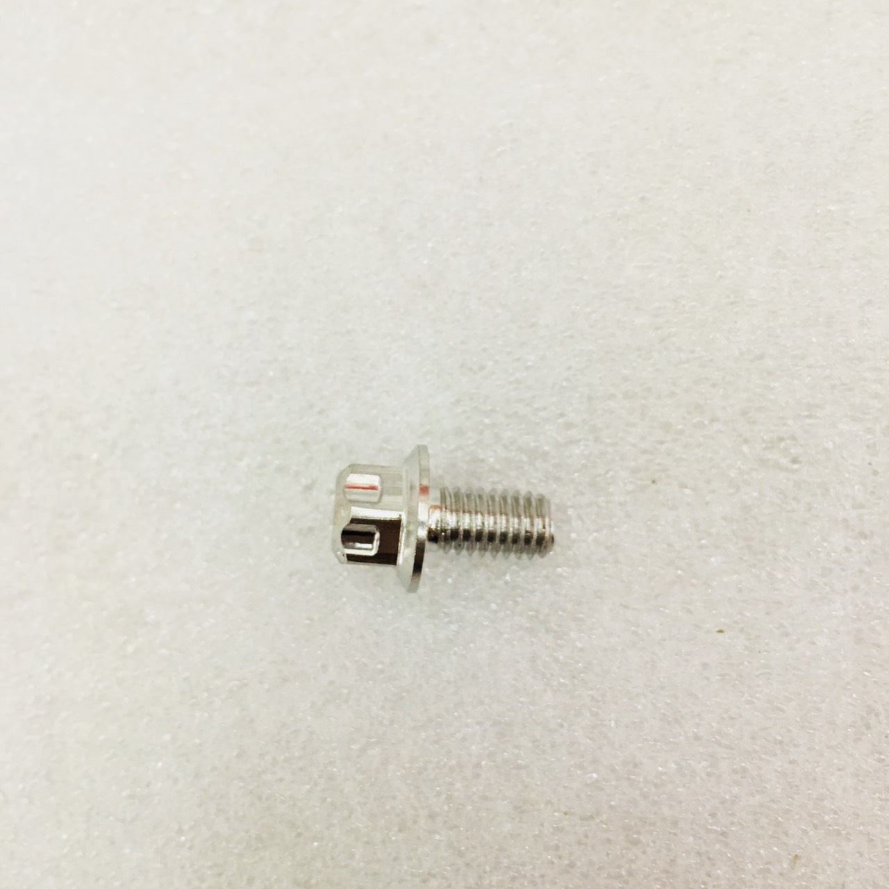 ỐC SALAZA 6LI ĐẦU TRỤ BÔNG ĐỦ SIZE( GIÁ 1 CON)