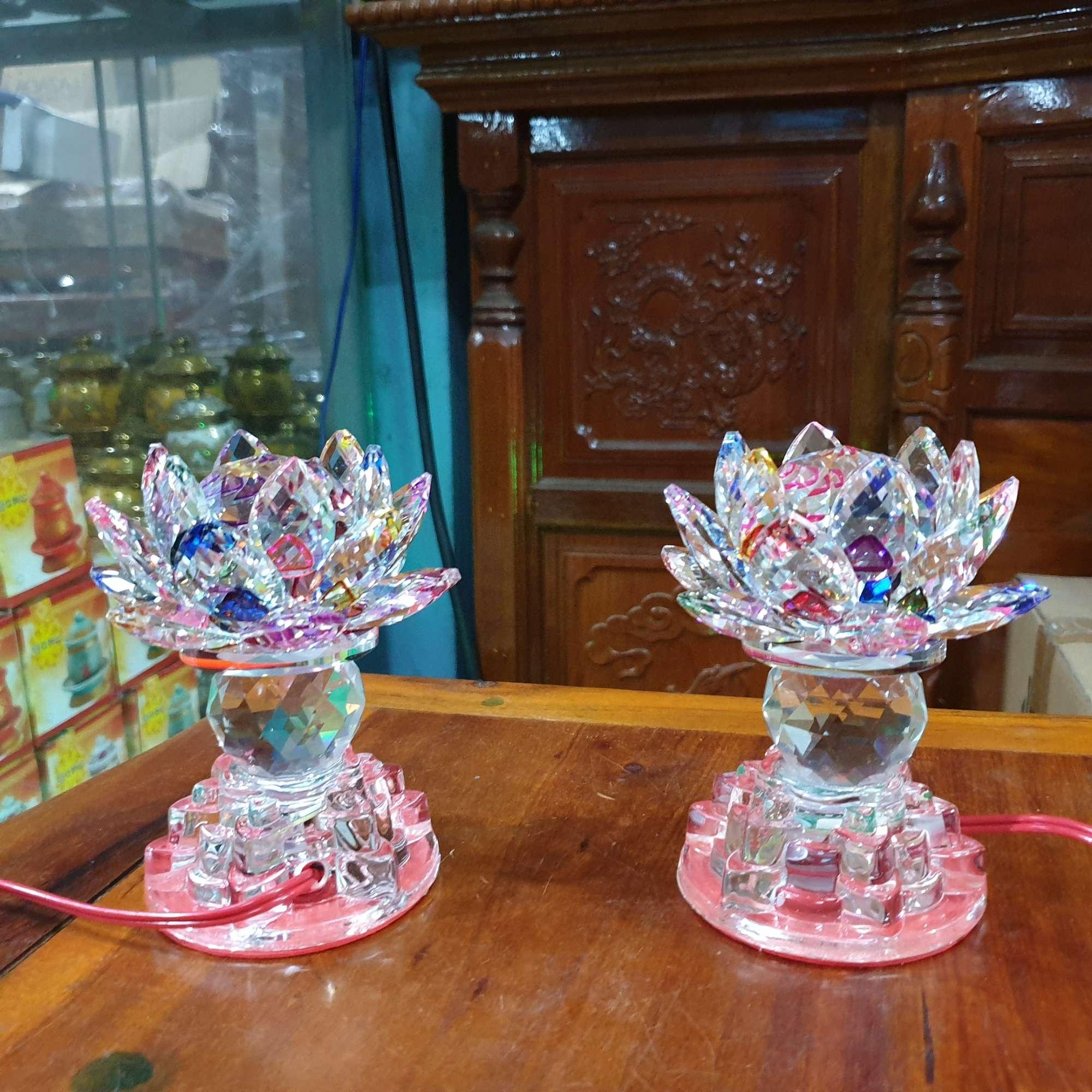 Cặp đèn thờ đá pha lê tự động đổi màu cao 12 cm
