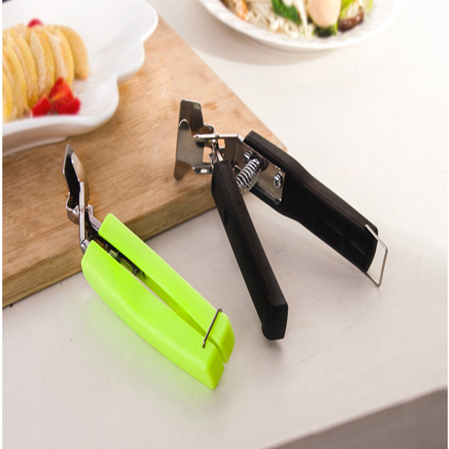 Set 4 dụng cụ gắp nóng có lò xo tiện dụng giao màu ngẫu nhiên