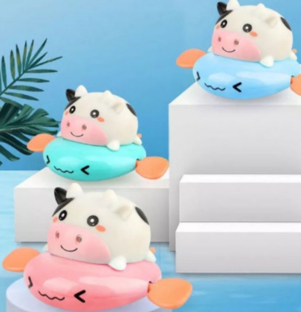 Đồ chơi NHÀ TẮM BÒ PHUN NƯỚC VẶN CÓN cho bé.