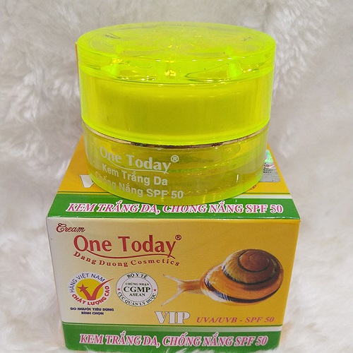 Kem trắng da, Chống nắng Cao Cấp ONE TODAY - 15g
