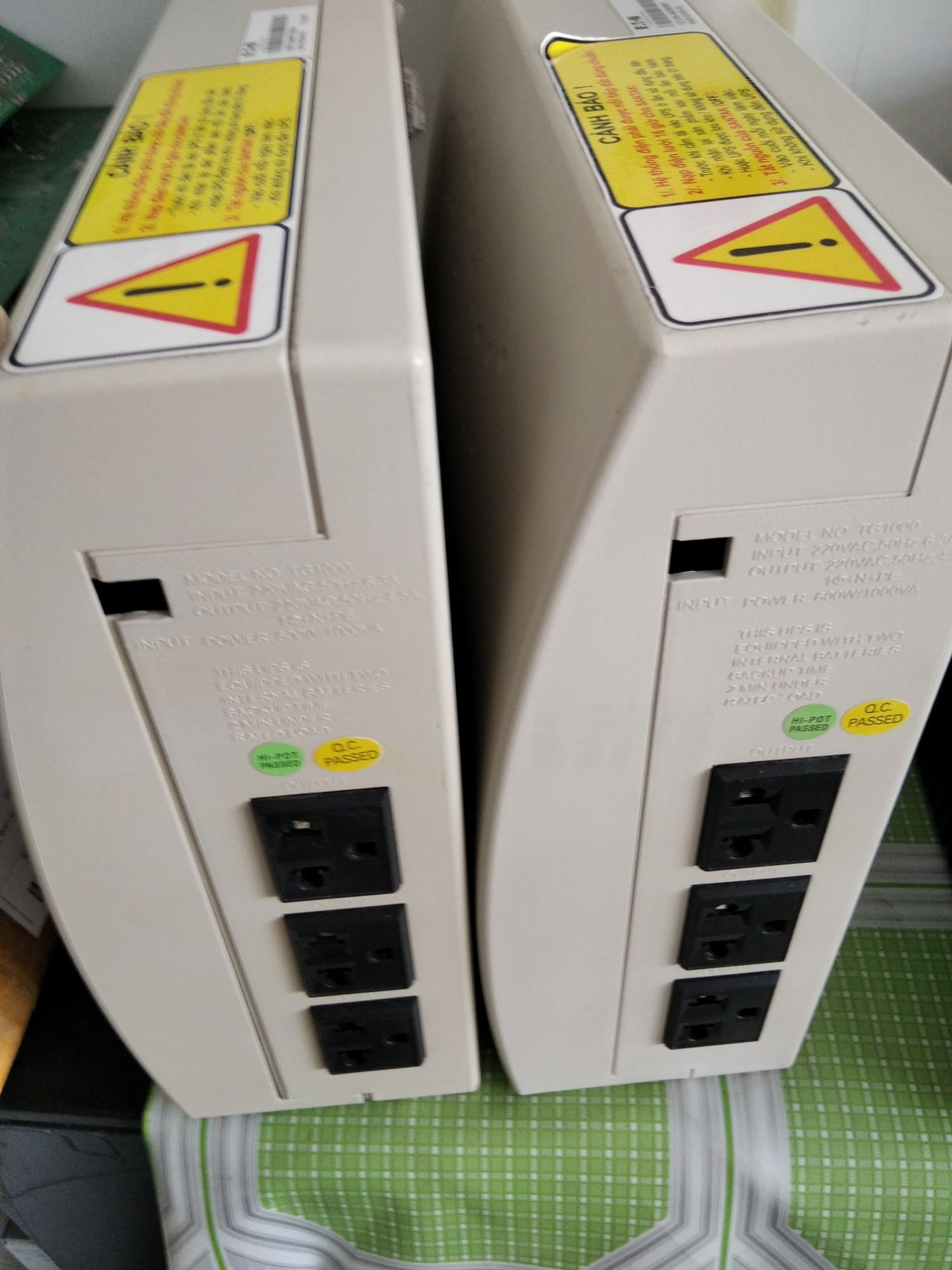 BỘ LƯU ĐIỆN SANTAK TG1000 OFFLINE