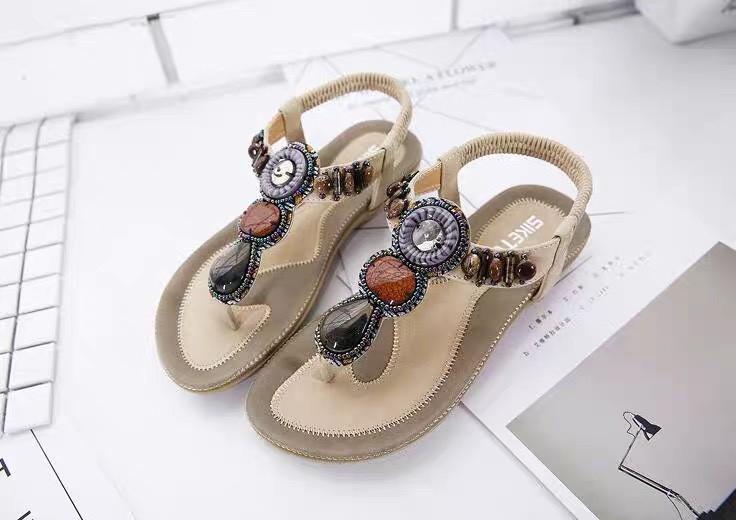 Giày sandal đá hồ lô màu đen