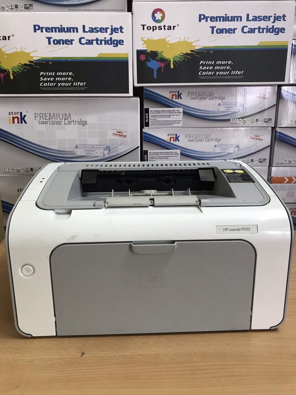 Máy in HP 1005 (cũ) còn khoảng 90%