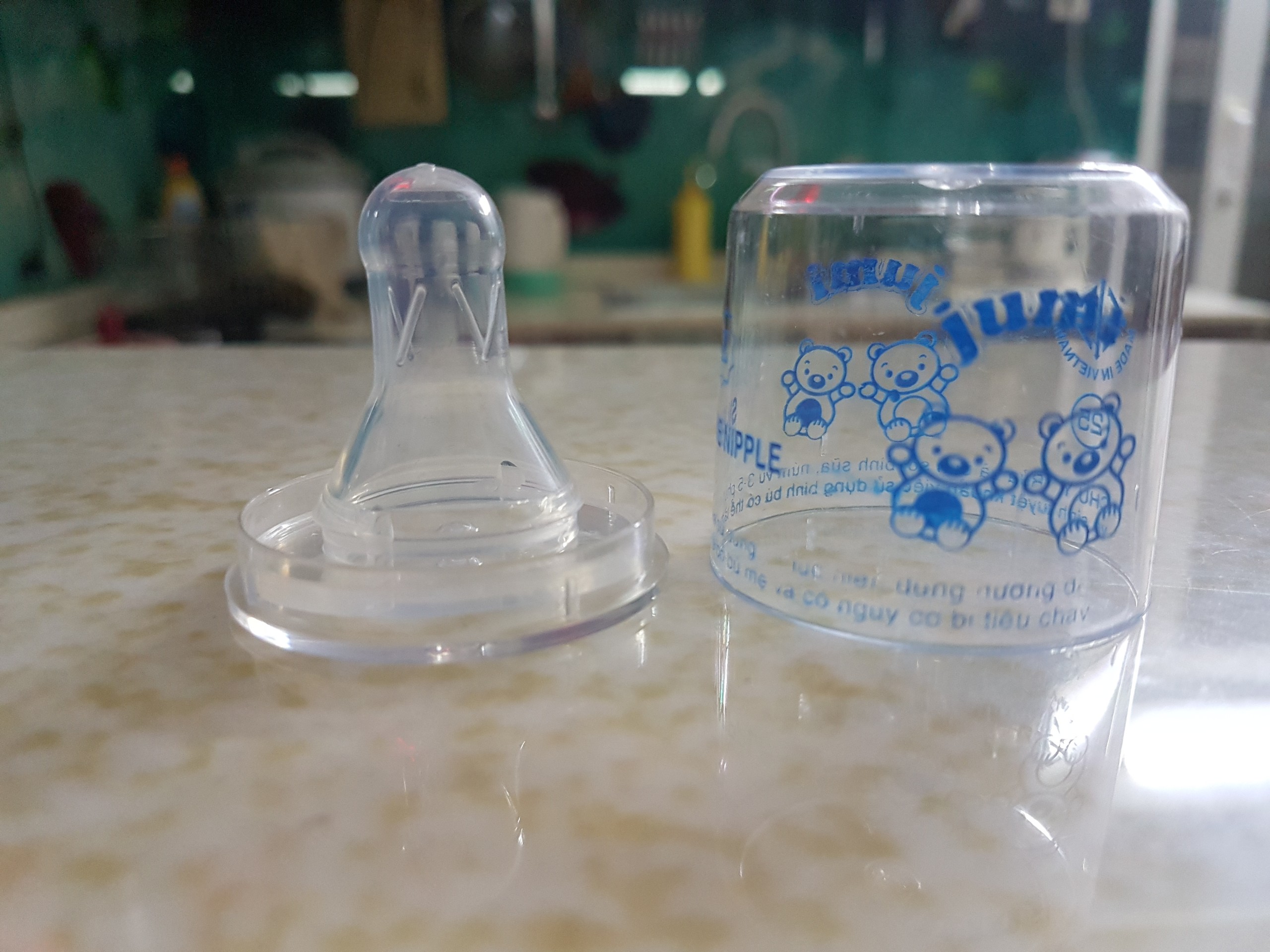 Núm vú size l 1 lốc gồm 12 cái