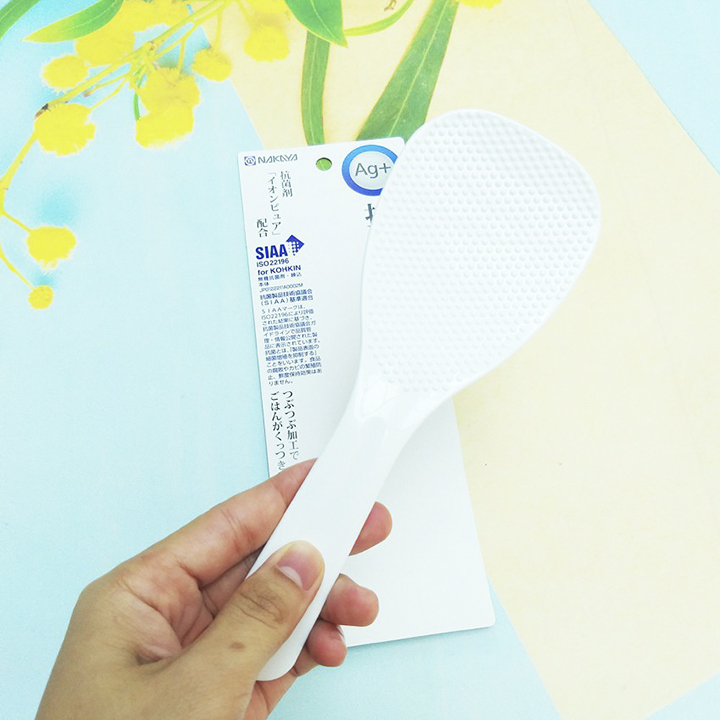 Muôi xới cơm kháng khuẩn Nhật Bản NAKAYA
