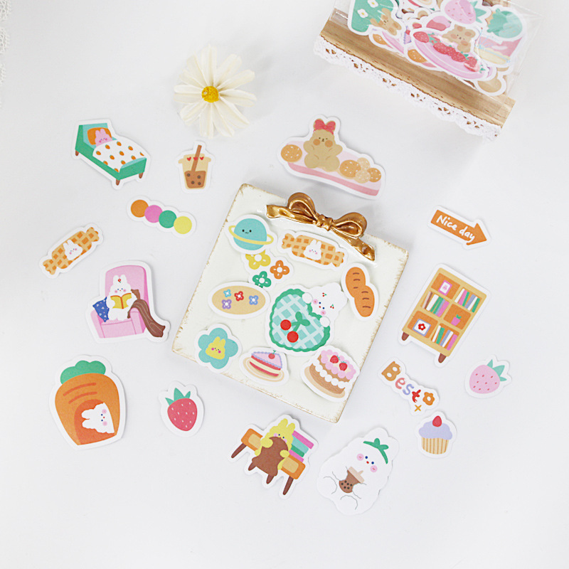 Set 40 giấy dán sticker gấu, thỏ, cô gái dễ thương