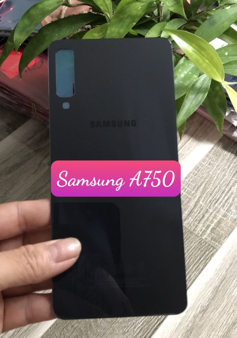 Nắp lưng samsung a750 / a7 2018