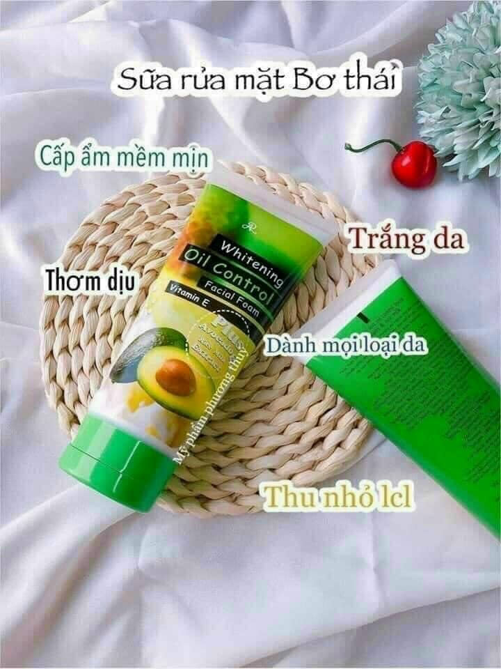 Sữa rửa mặt bơ thái