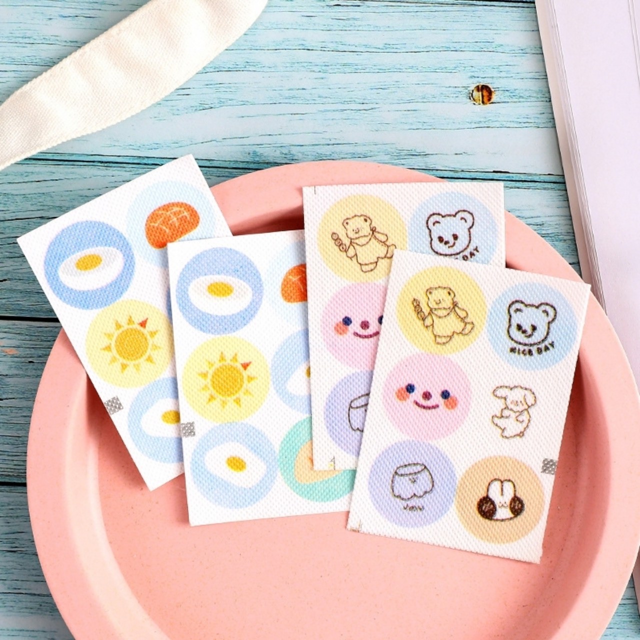 Miếng dán chống đuổi muỗi và côn trùng cho trẻ em