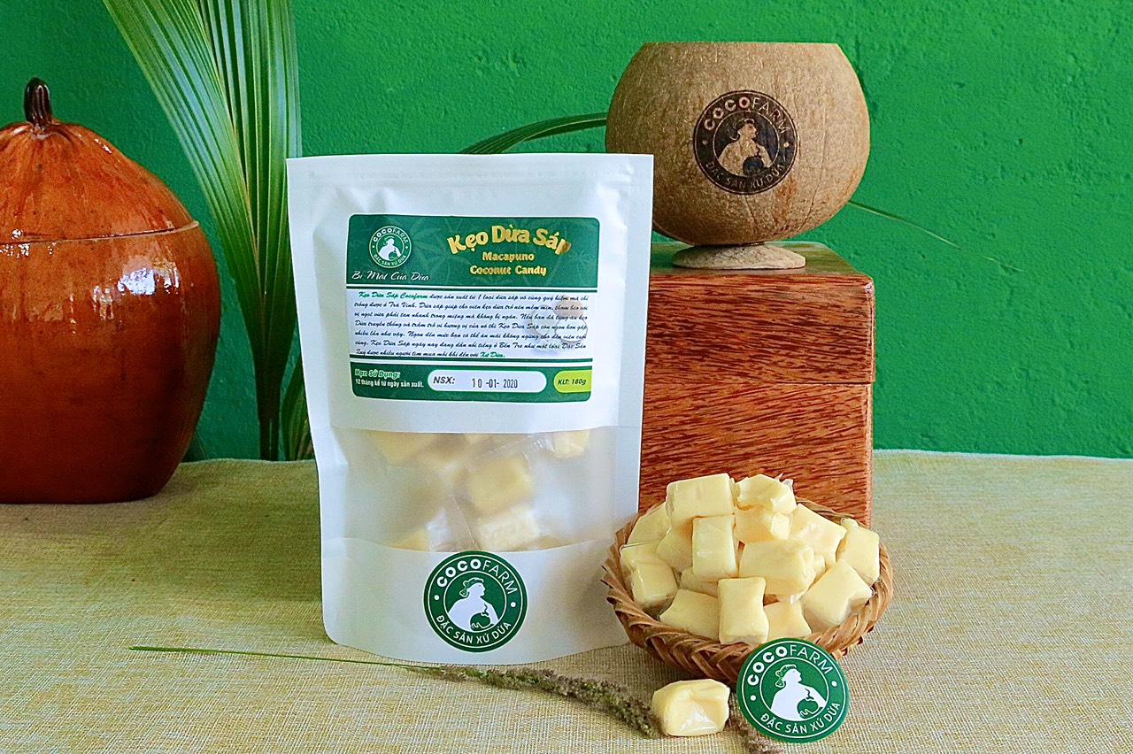 Kẹo dừa Sáp vị Gấc Cocofarm ít đường
