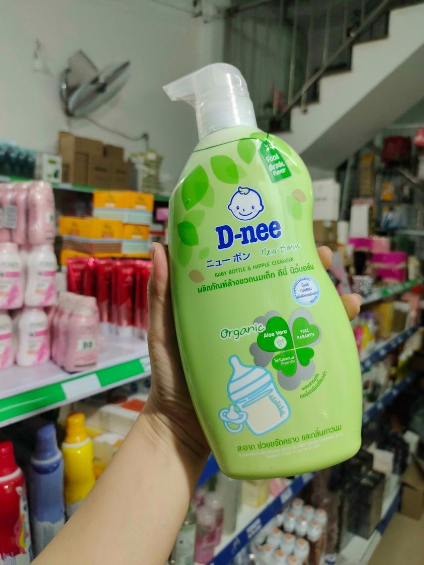 nước rửa bình sữa D-nee chai 620ml