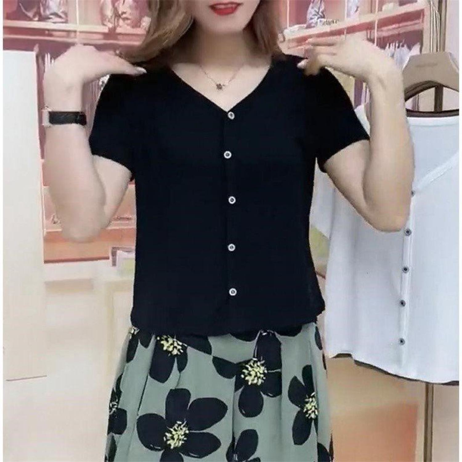 ÁO THUN CỔ V CÀI CÚC, CHẤT THUN THOÁNG MÁT, THẤM HÚT, MẶC CÙNG CHÂN VÁY HAY QUẦN ĐỀU ĐẸP
