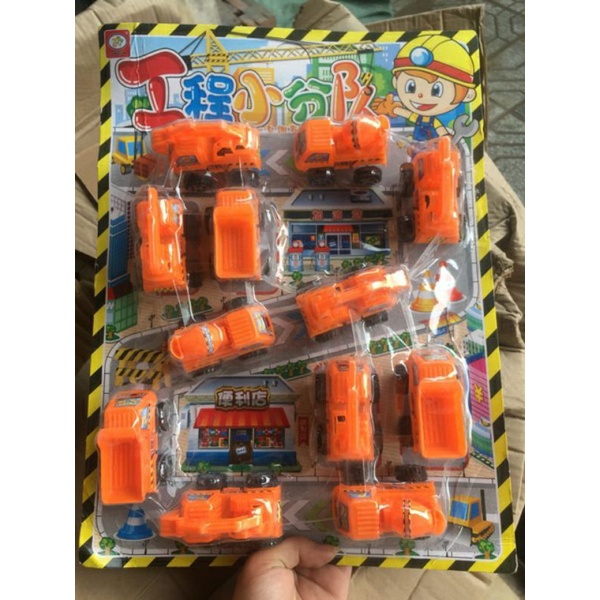 Vỉ 12 Chiếc Ô Tô Đồ Chơi Xây Dựng Cho Bé Chạy Cót ( Sỉ Đồ Trẻ Em)
