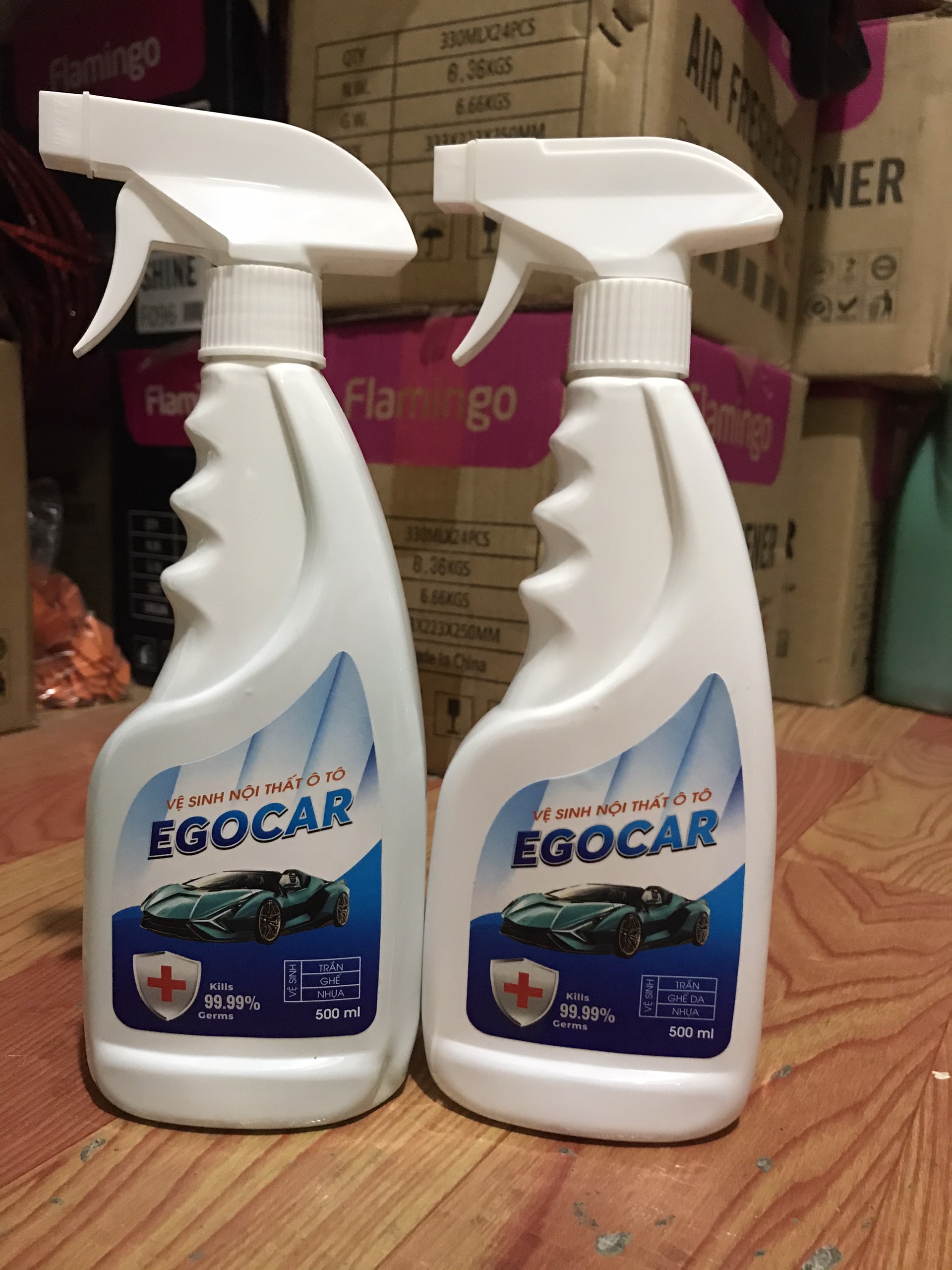 DUNG DỊCH VỆ SINH NỘI THẤT Ô TÔ EGOCAR 500ml