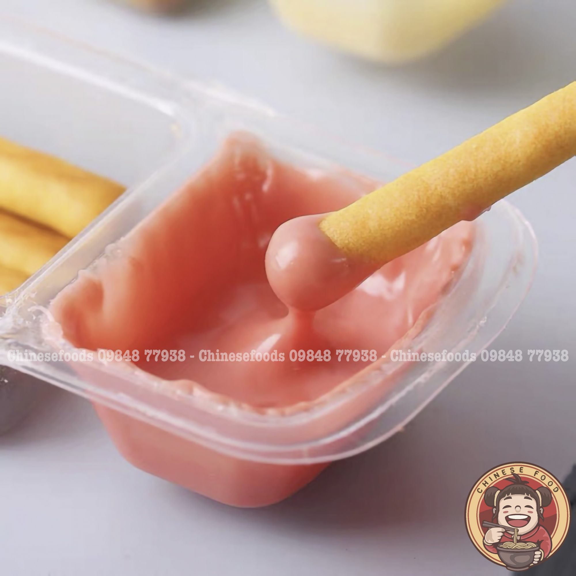 Bánh que chấm Socola Vani Dâu hình Chim cánh cụt