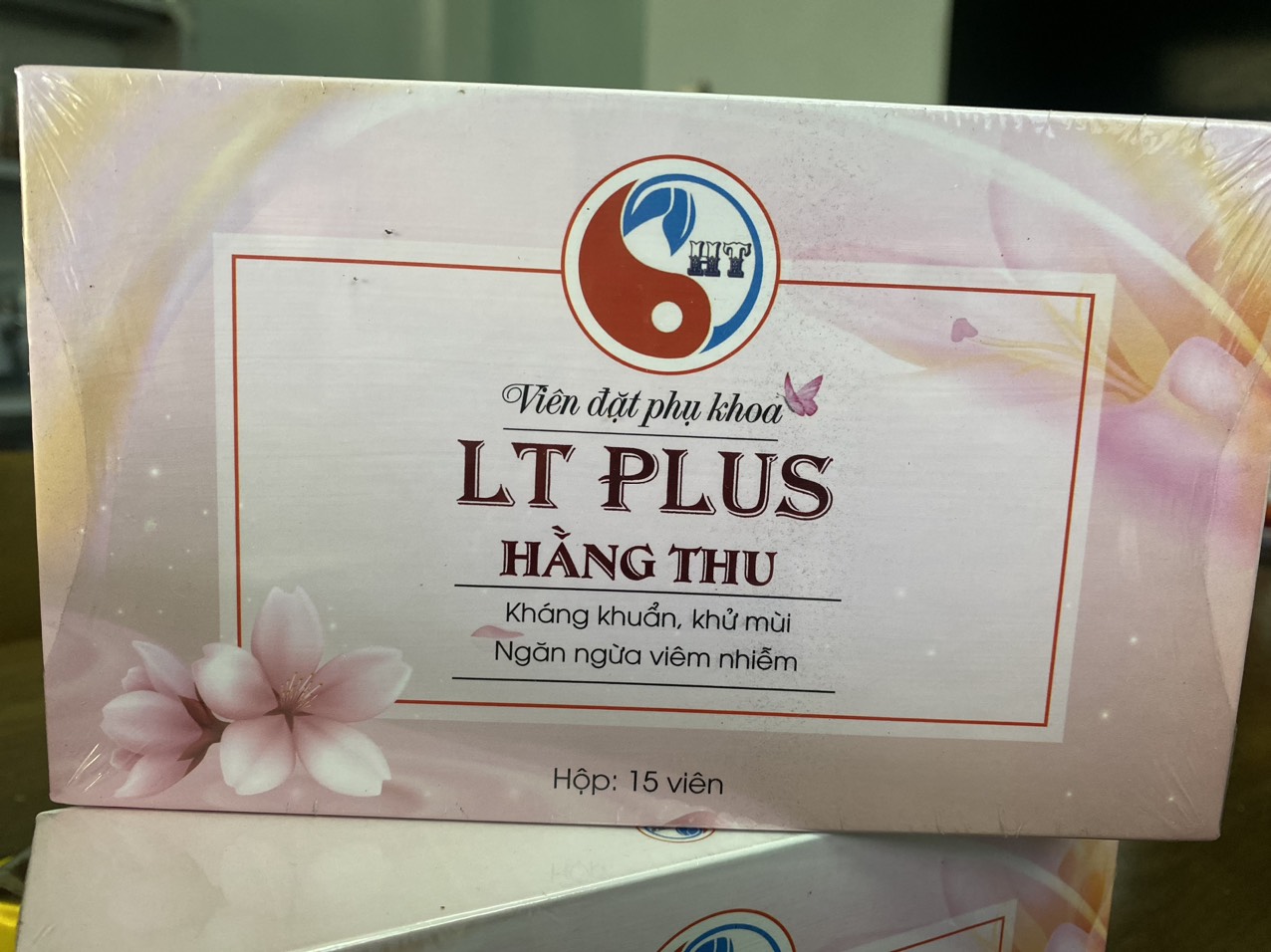 LT plus Hằng Thu chăm sóc phụ nữ