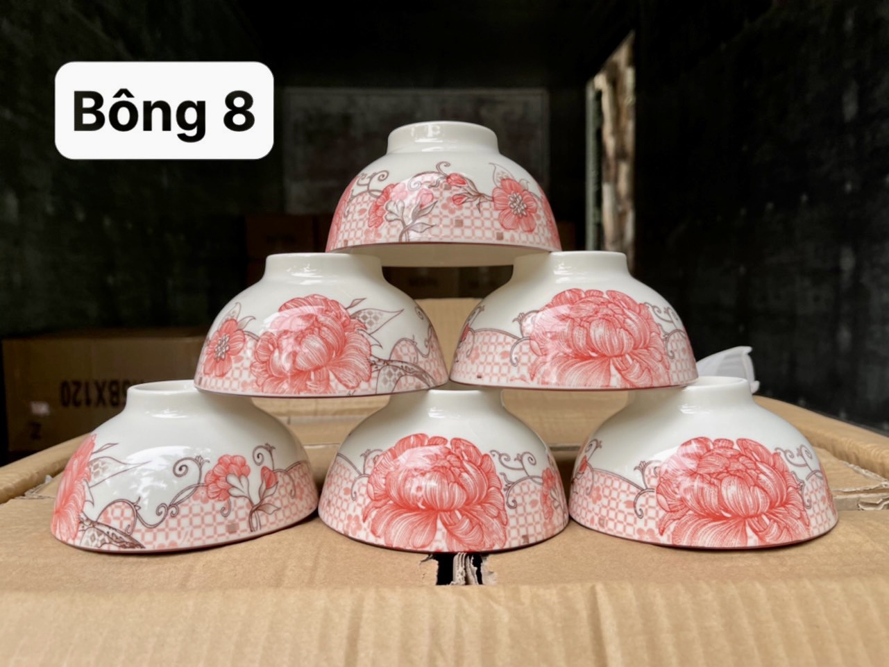 Bát sứ chiếc in hoa