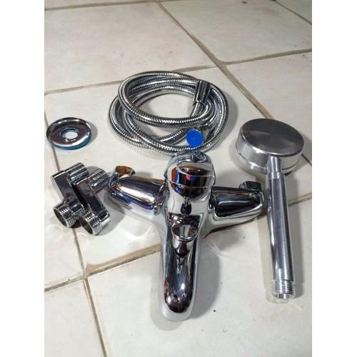 Bộ sen tắm gia đình giá re