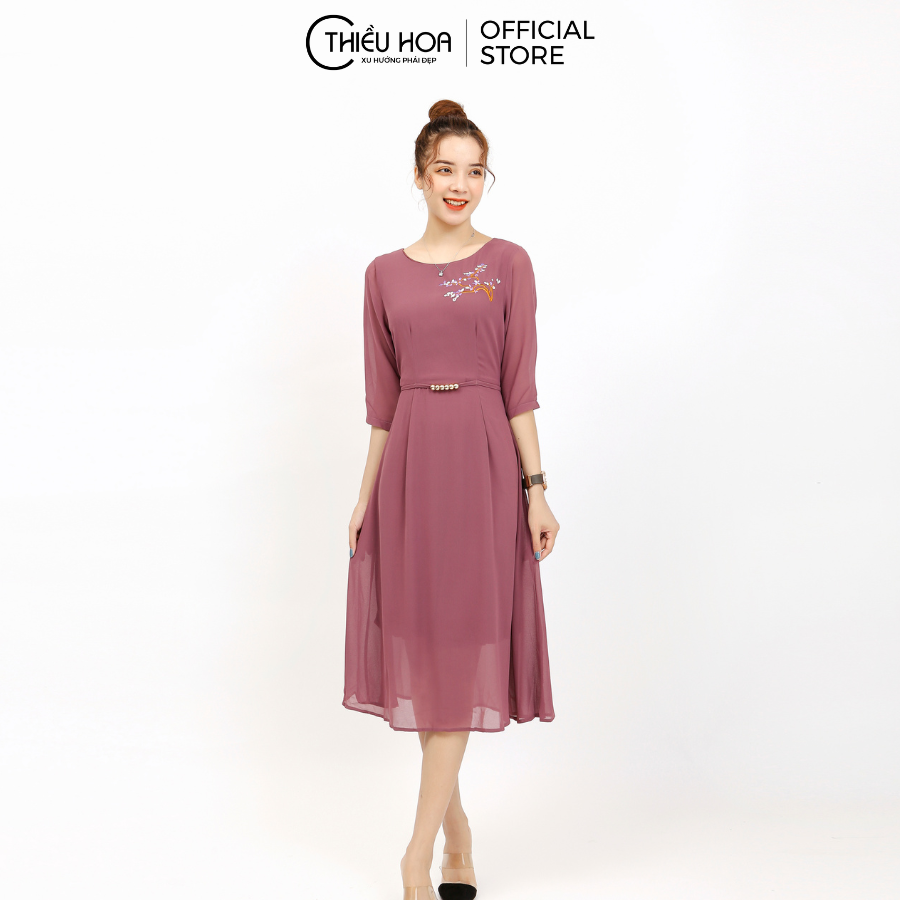 Đầm Voan Thêu Họa Tiết Phụ Nữ Trung Niên Thiều Hoa Y187