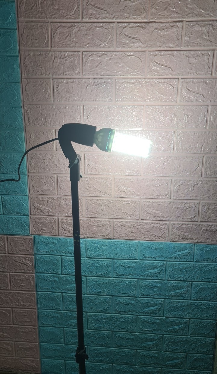 CHUÔI ĐÈN E27 VÀ CHÂN ĐỨNG 2M STUDIO ,CHỤP HÌNH HỖ TRỢ ÁNH SÁNG (Không bóng đèn)