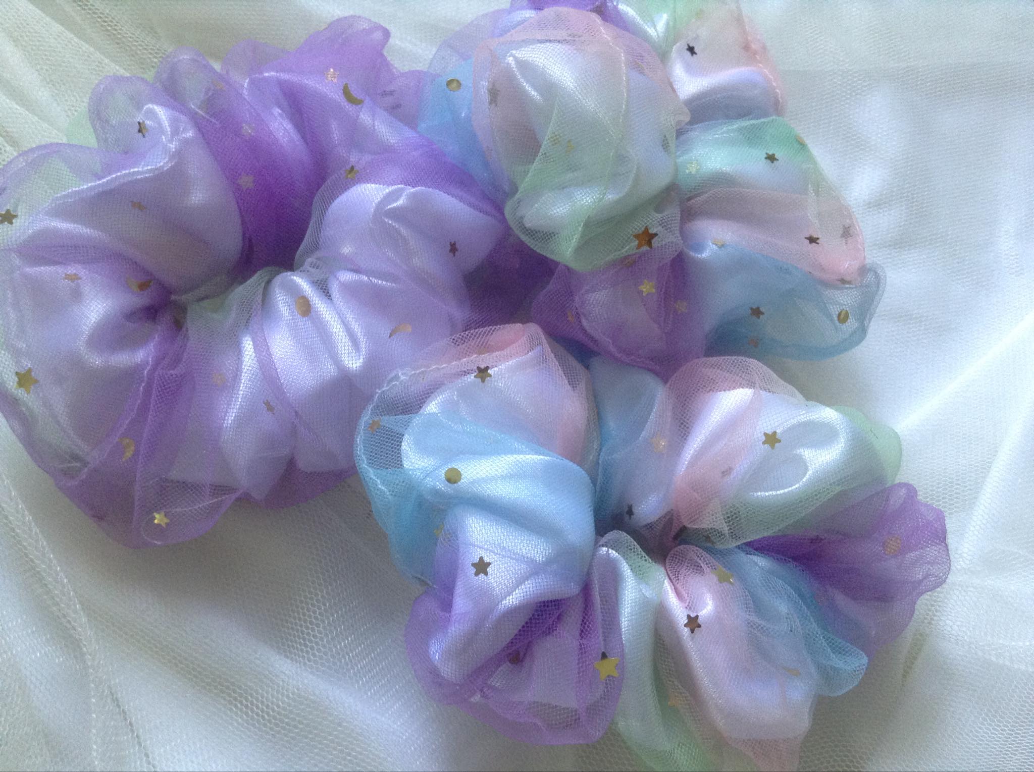 Scrunchies, crunchies màu galaxy độc đáo, đẹp