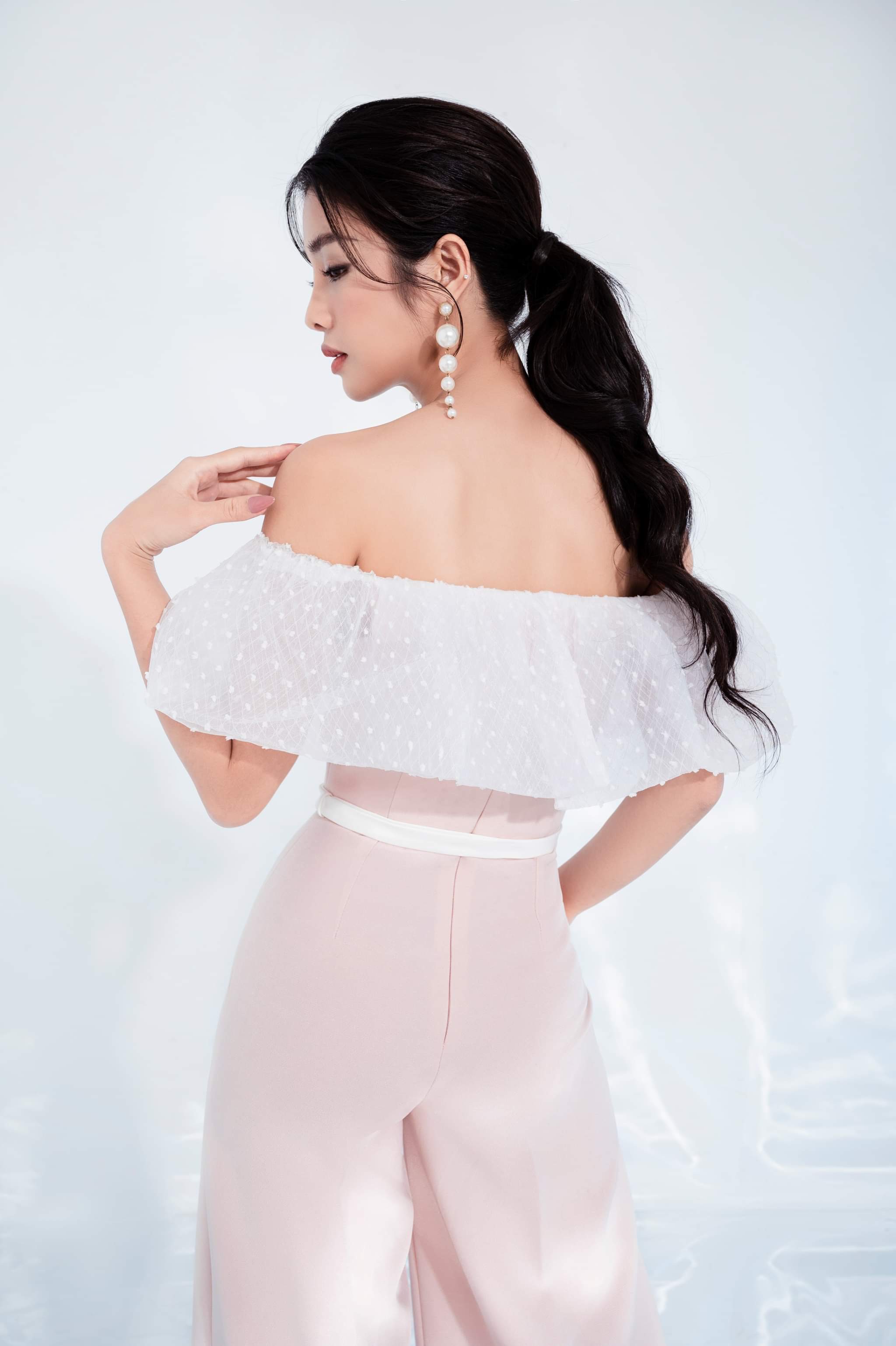 LARMES - Darius Off Shoulder Jumpsuit