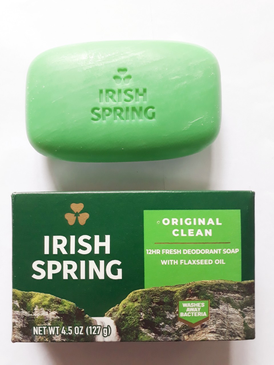 Xà phòng tắm kháng khuẩn dạng cục Irish Spring 127g
