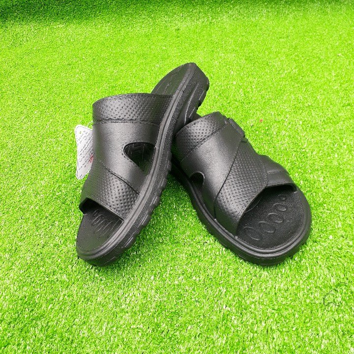 Dép nam siêu nhẹ đi mưa