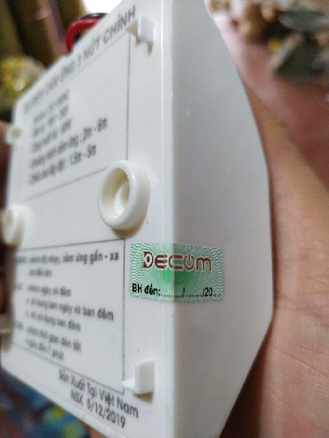 Đui đèn cảm ứng xịn DECOM Việt Nam