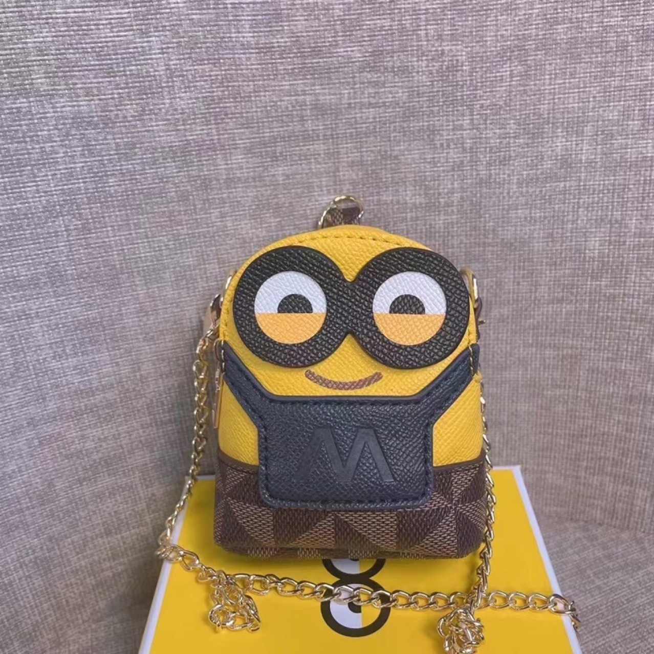 Túi Đeo Chéo Mini Hình Minion Dễ Thương