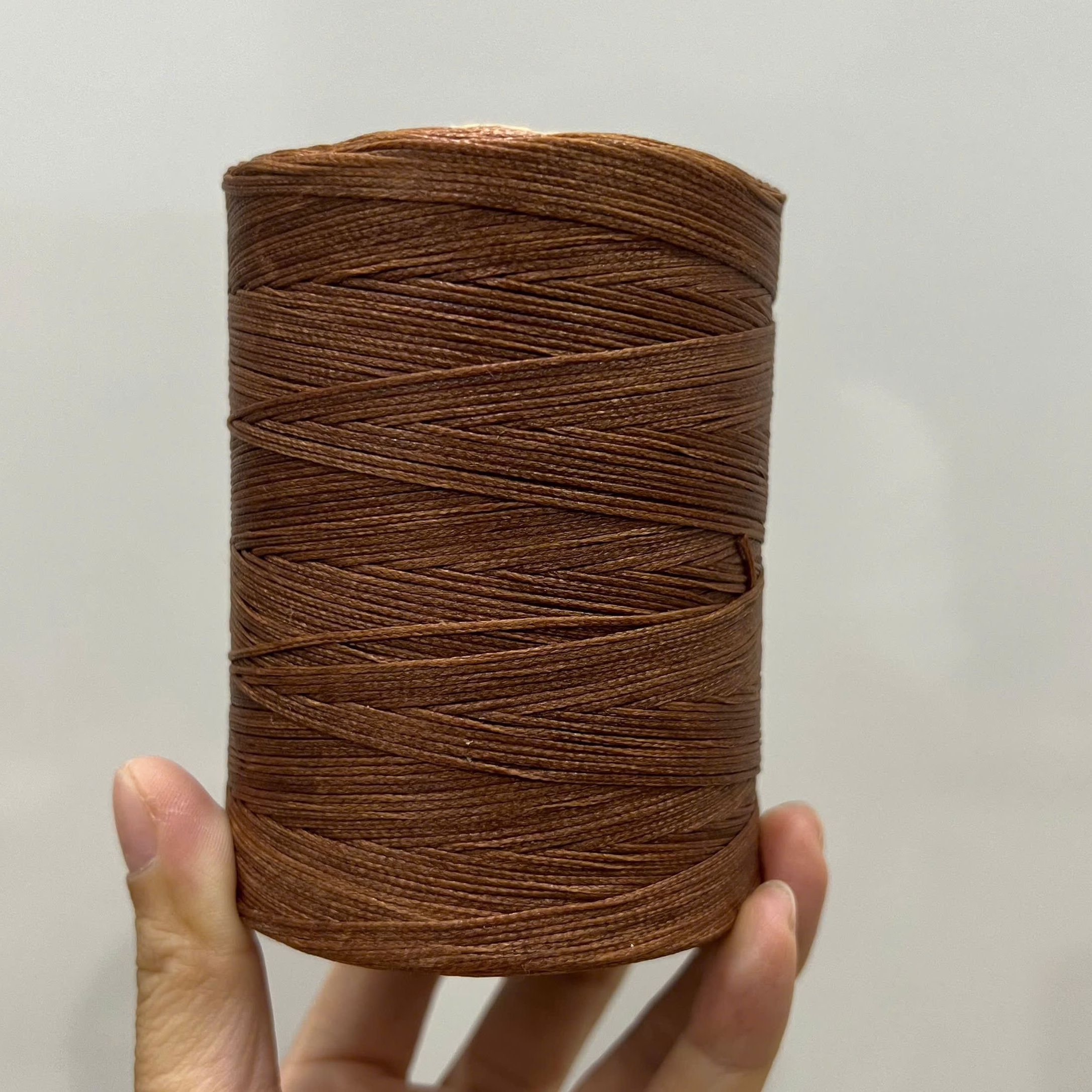 Chỉ sáp nến khâu giày dép, sợi dẹt