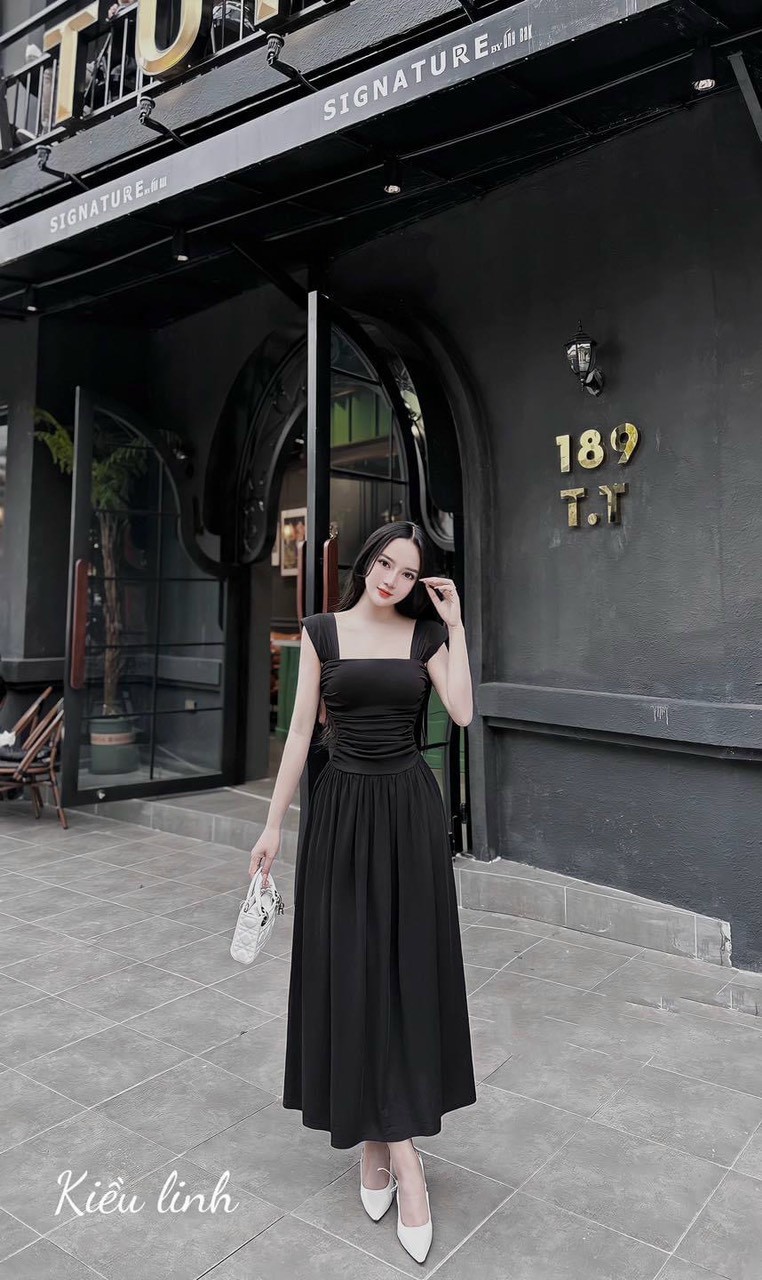 Đầm cổ vuông vai con nhún eo , đầm sát nách tùng xòe nhún eo cổ vuông vai con sang chảnh