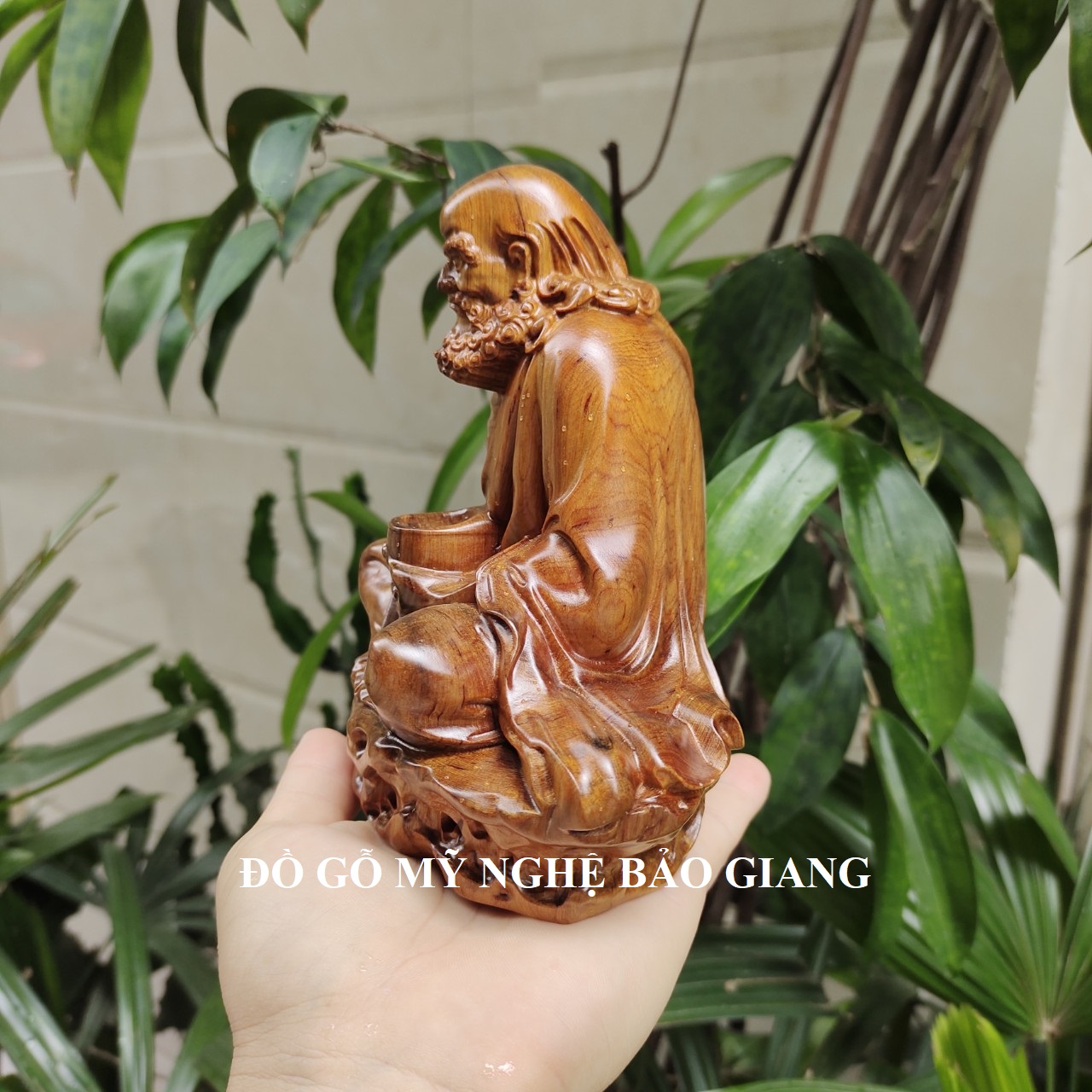 Buddha Statue of Dharma Master Made of Green Cypress Wood