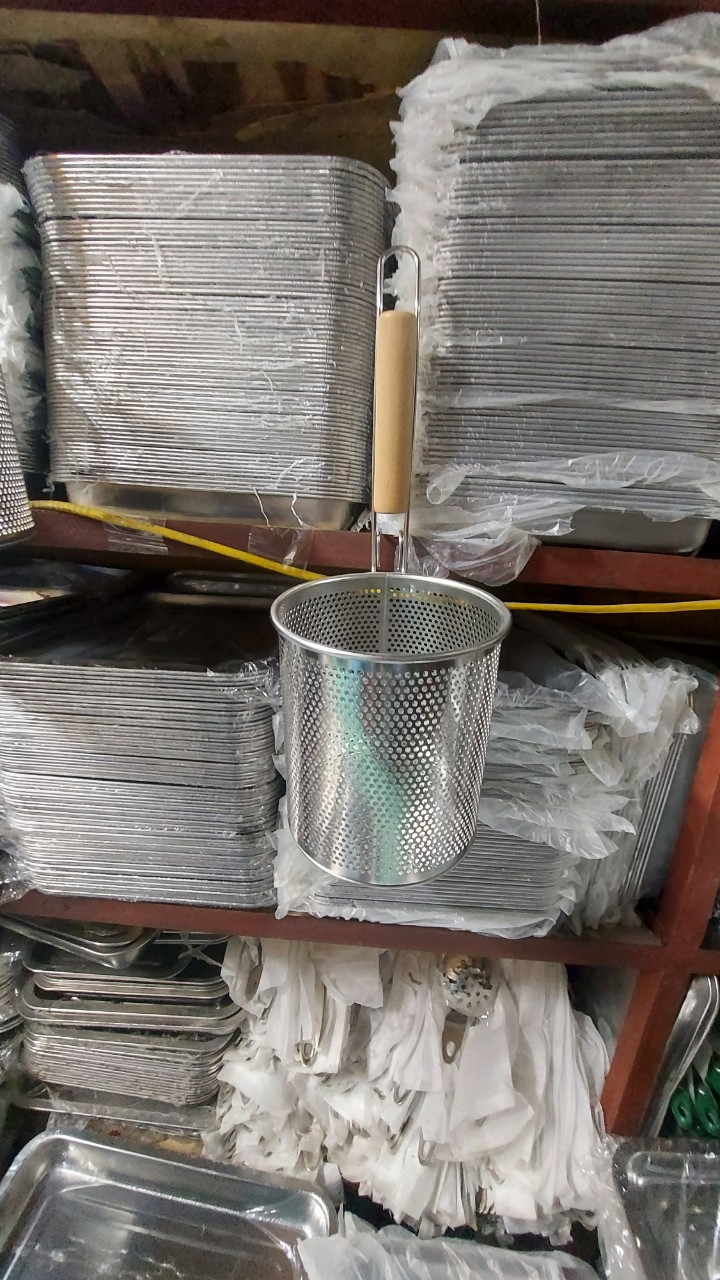 Ống trần bún phở inox dạng ống đột lỗ