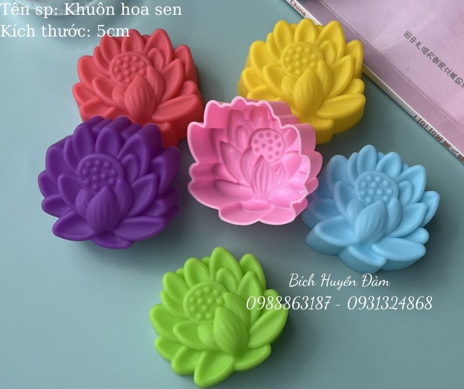 Khuôn silicon cupcake hoa sen 5cm (set 10 khuôn)