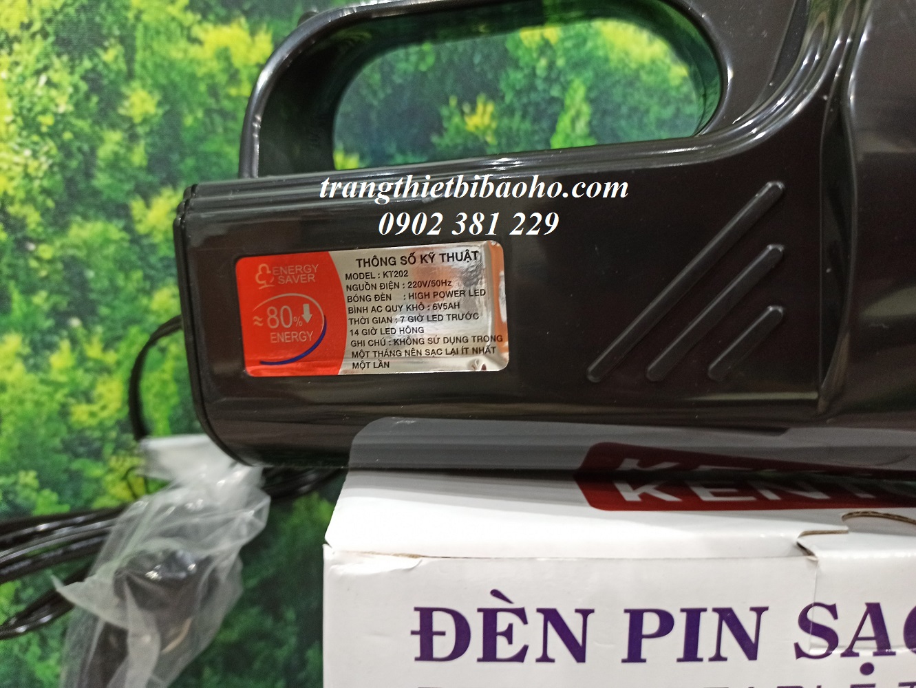 Đèn pin sạc xách tay Kentom KT 202